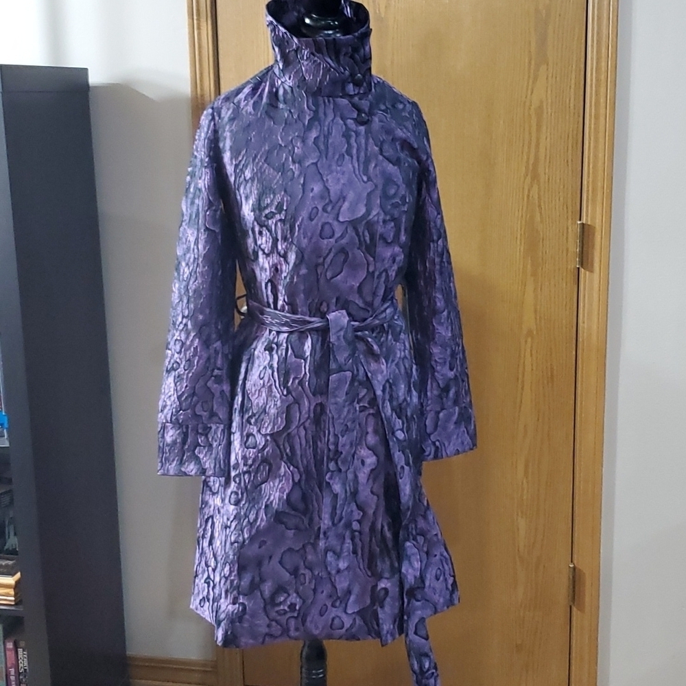 2OH purple marbled mid length button up blazer SHARP  💜